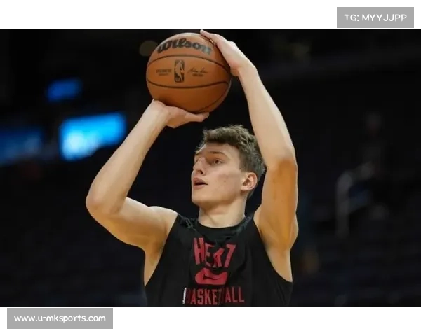 斯波尔斯特拉：约维奇篮板提升将成球队攻防转换关键因素